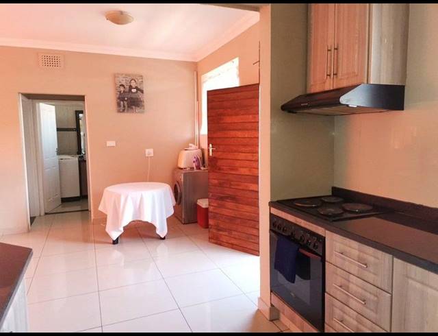 2 BEDROOM APARTMENT FOR SALE IN SAICCOR